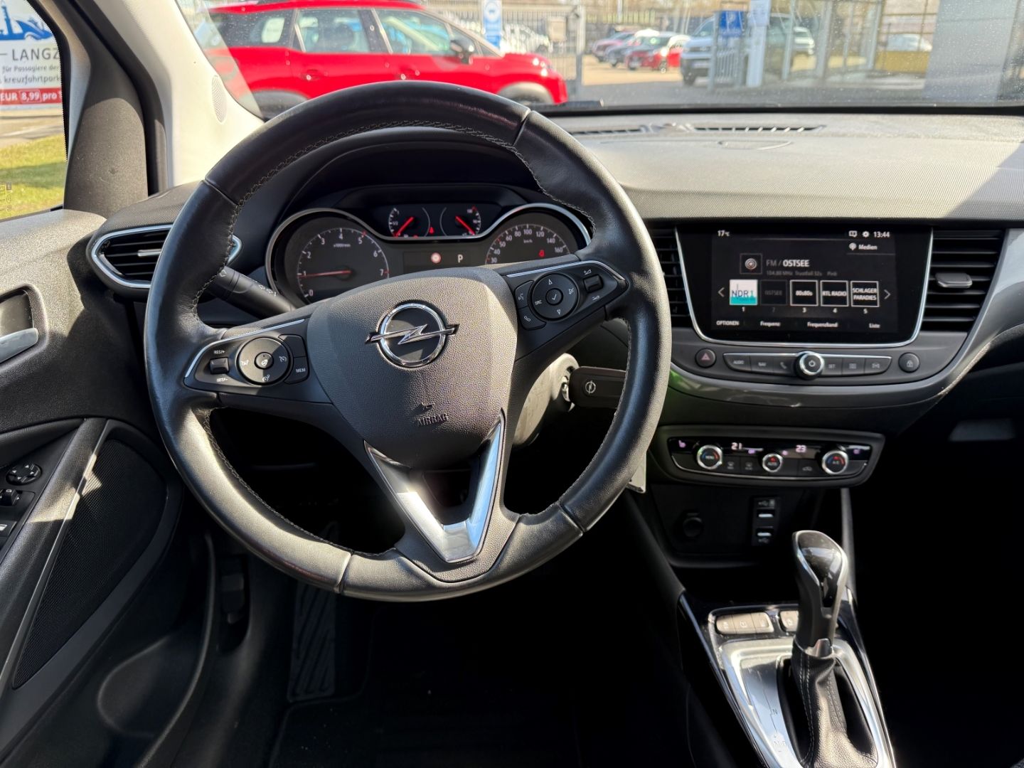 Fahrzeugabbildung Opel Crossland Elegance 1.2 Sitzheizung+Lenkradheizun