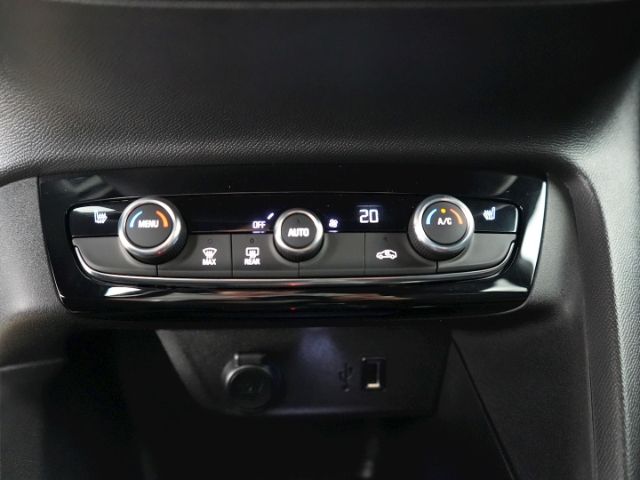 Corsa-e F ULTIMATE 50kWh AT+LED MATRIXLICHT+NAVI