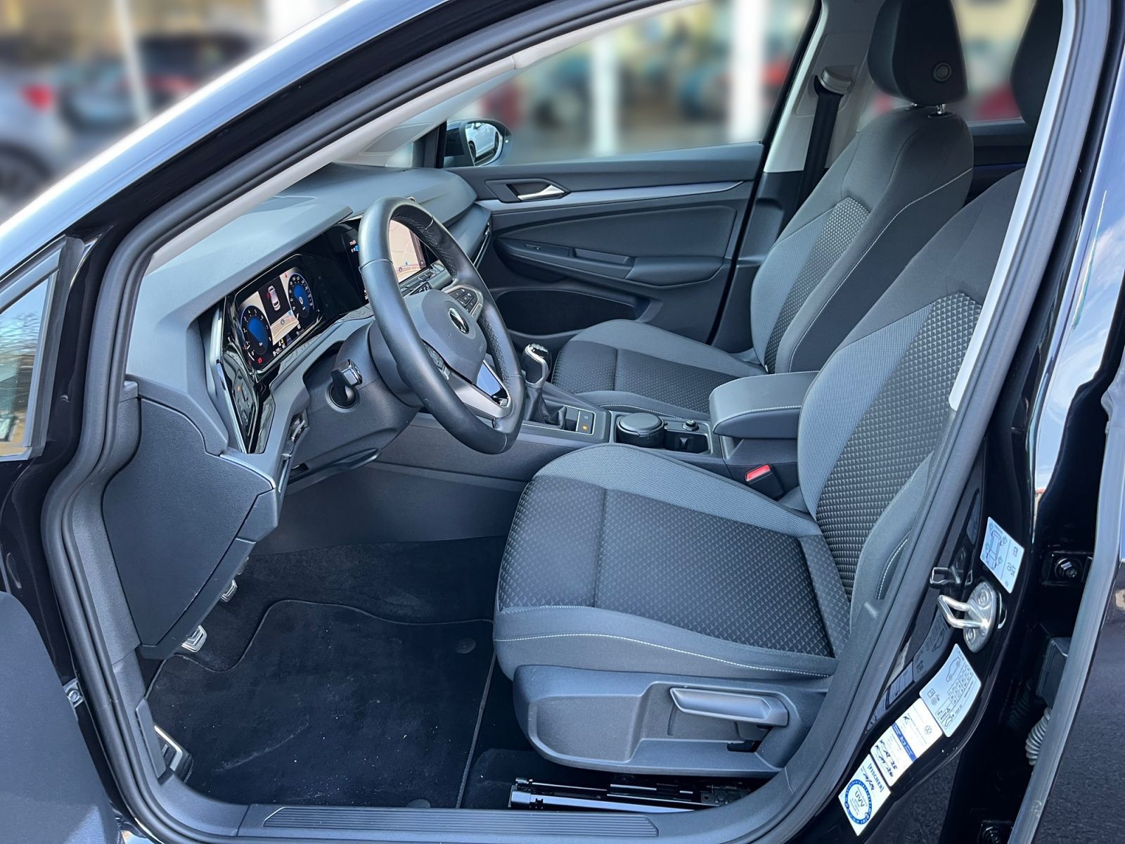 Volkswagen Golf - Bild 14