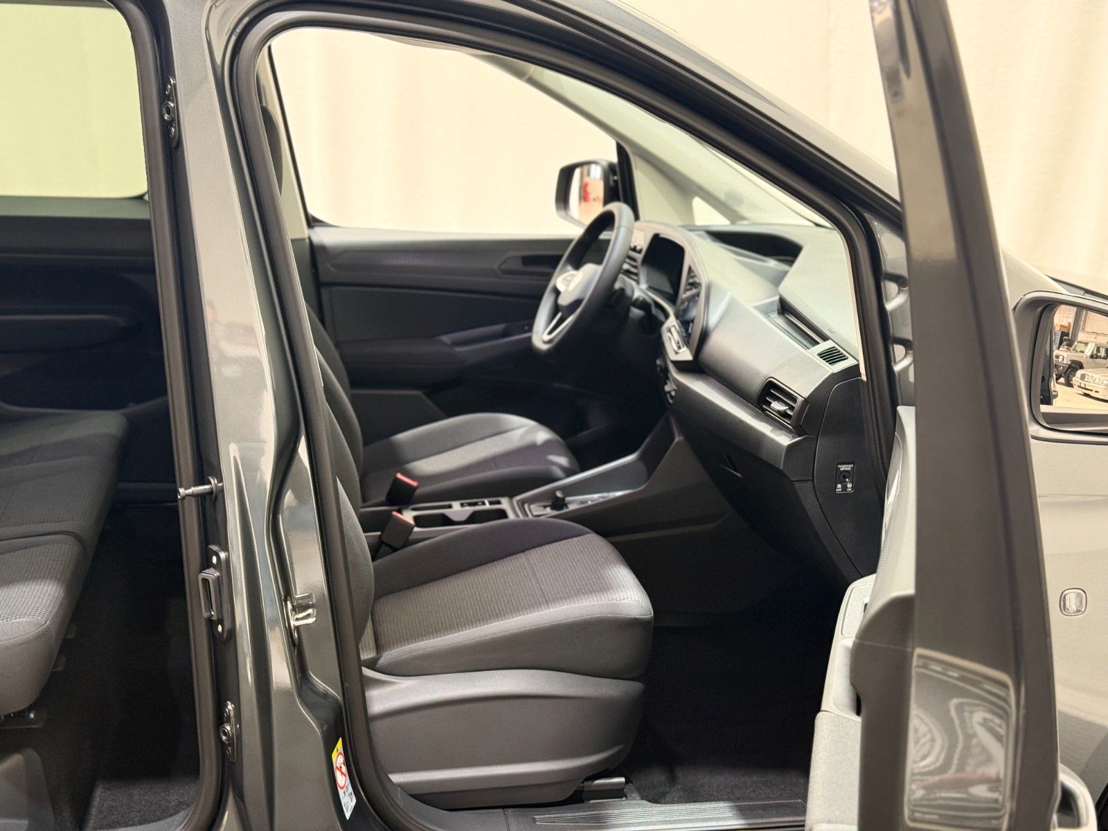 Fahrzeugabbildung Volkswagen Caddy DSG Family AppConnect/ Rückfahrkamera