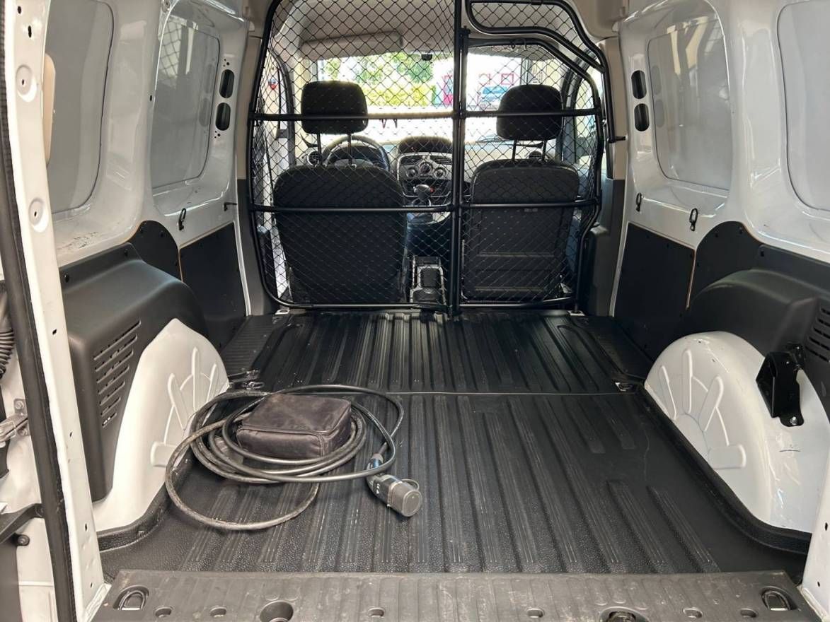 Fahrzeugabbildung Renault KANGOO E-TECH 2-Sitzer (Selection) mit Batteriek
