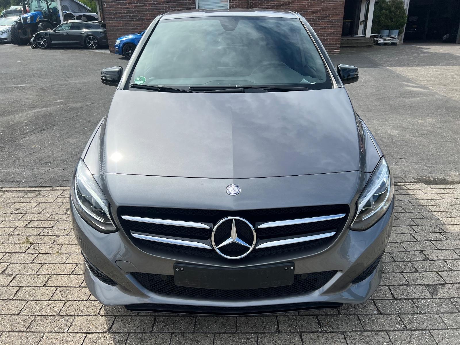 Mercedes-Benz B 200 Automatik    62.000  KM STYLE