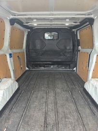 Ford Transit Custom - 9
