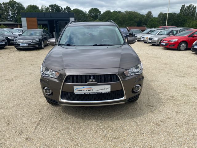 Mitsubishi Outlander Instyle 4WD Navi,Xenon,AHK,RFK,SHZ,WR,