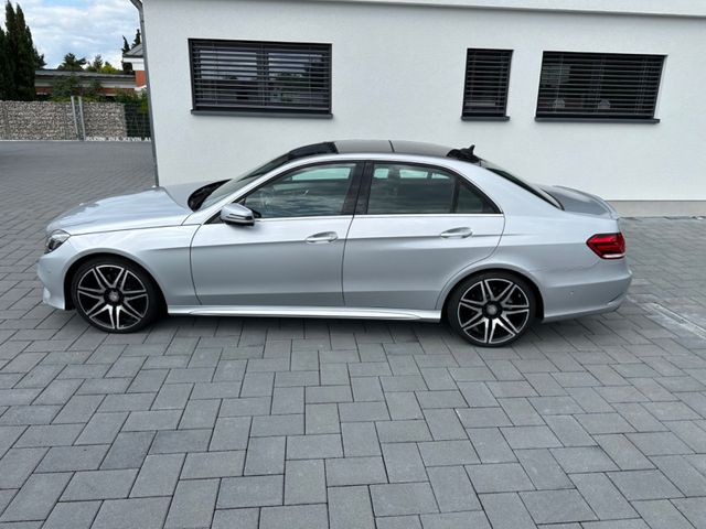 Mercedes-Benz E 250 BlueEfficiency AMG Sport-Paket- 4 Matic