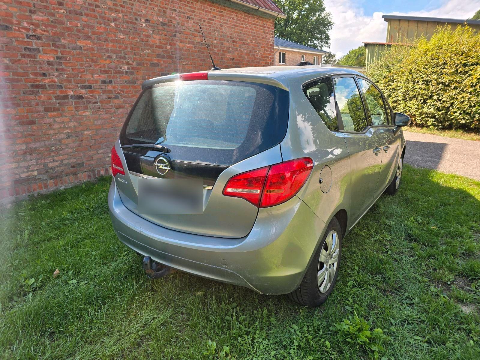 Opel Meriva 2012 — photo 8
