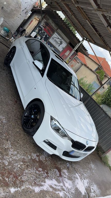Image of BMW 320