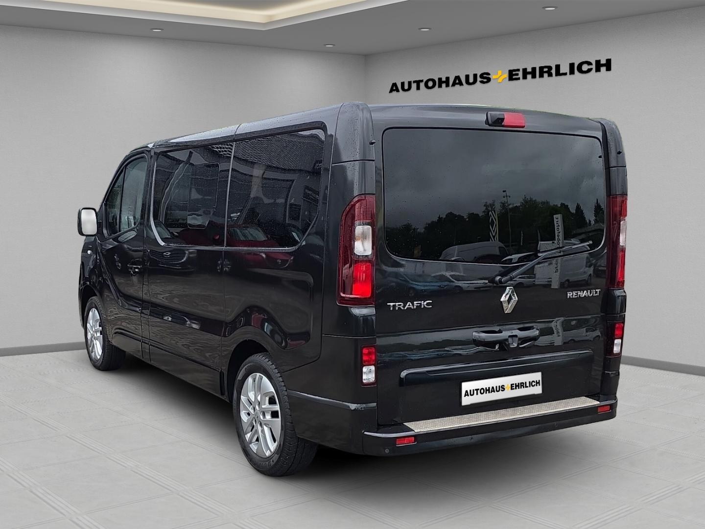 Renault Trafic Combi L1H1 SpaceClass 7 Sitzer+NAVI+PDC
