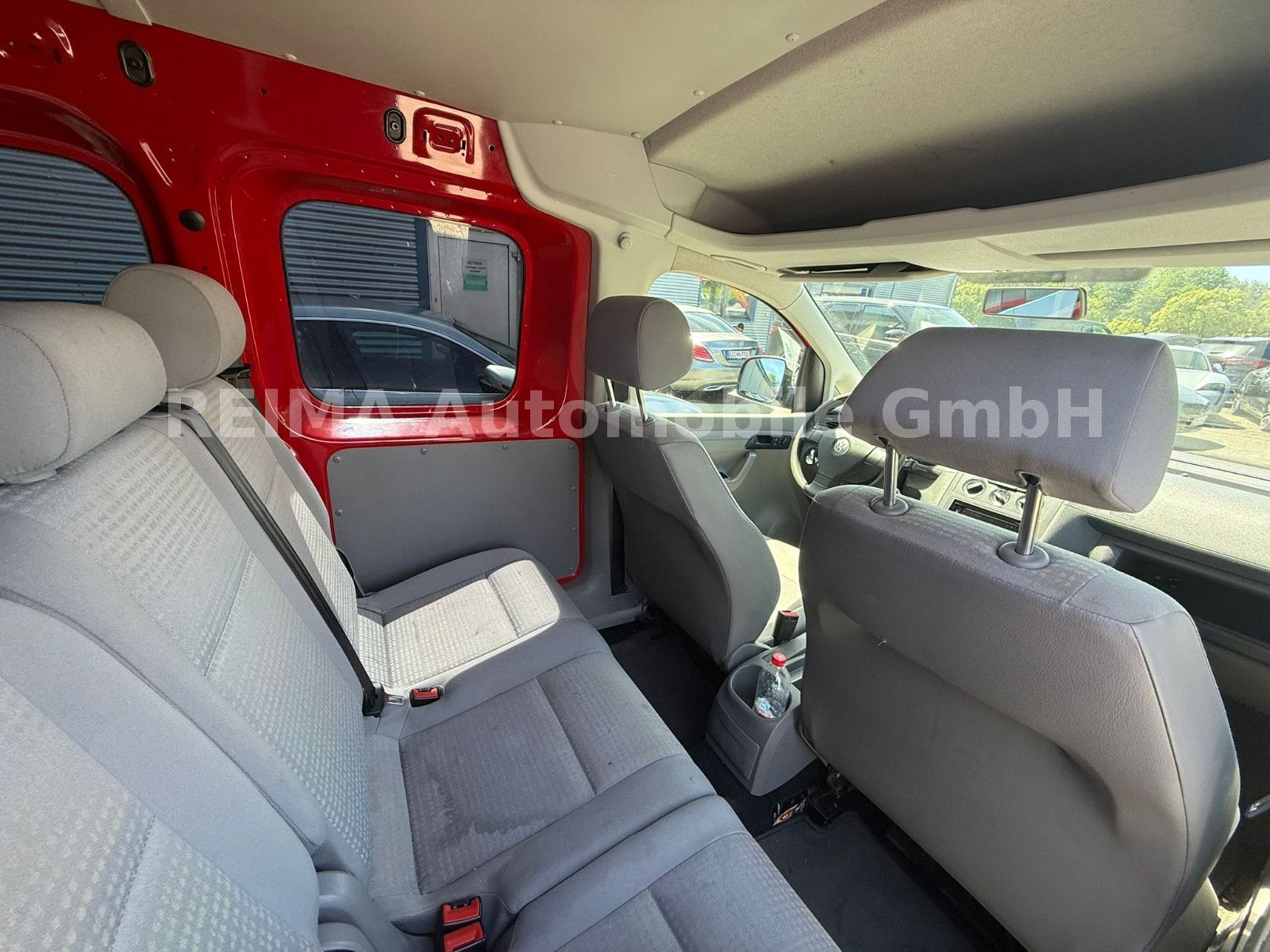 Fahrzeugabbildung Volkswagen Caddy Maxi 1,9TDi Kombi, 5 Sitzer, AHK, KLima