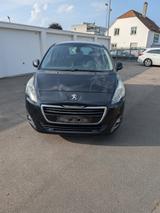 Peugeot 5008 Business-Line - gebrauchte Peugeot 5008 aus dem Jahr 2015