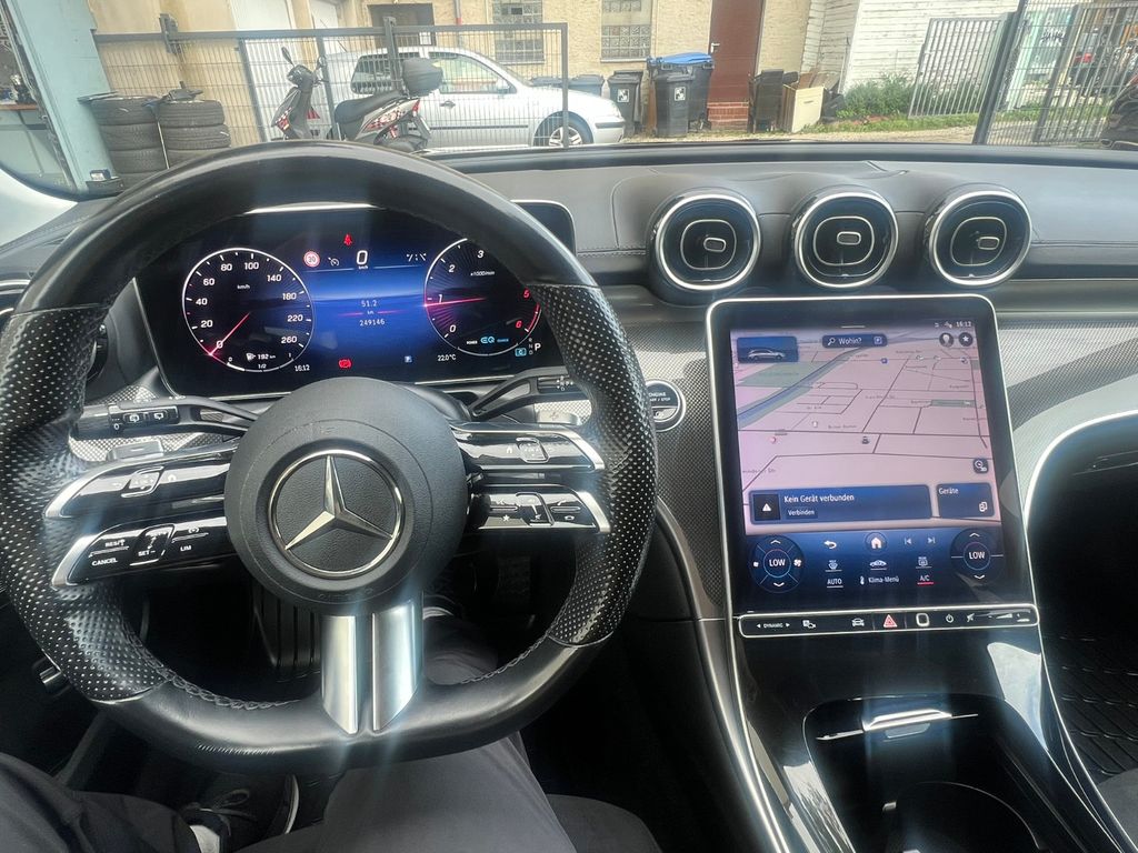 Mercedes-Benz C 220 d 4MATIC T*AMG Paket*Navi*LED*R-Cam