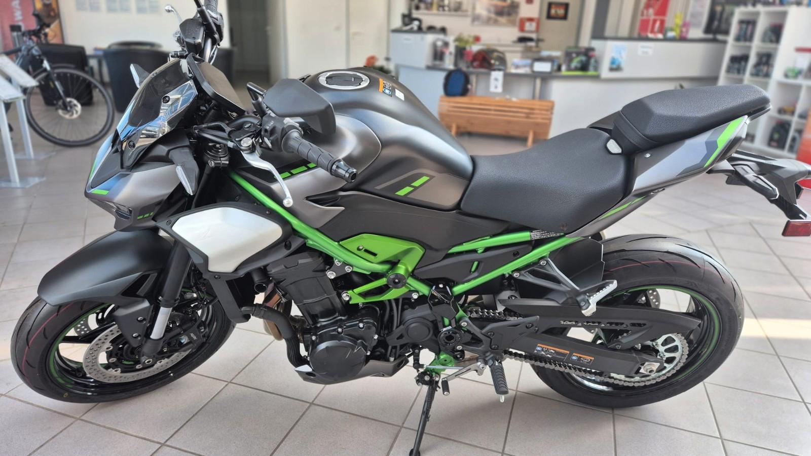 Kawasaki Z900