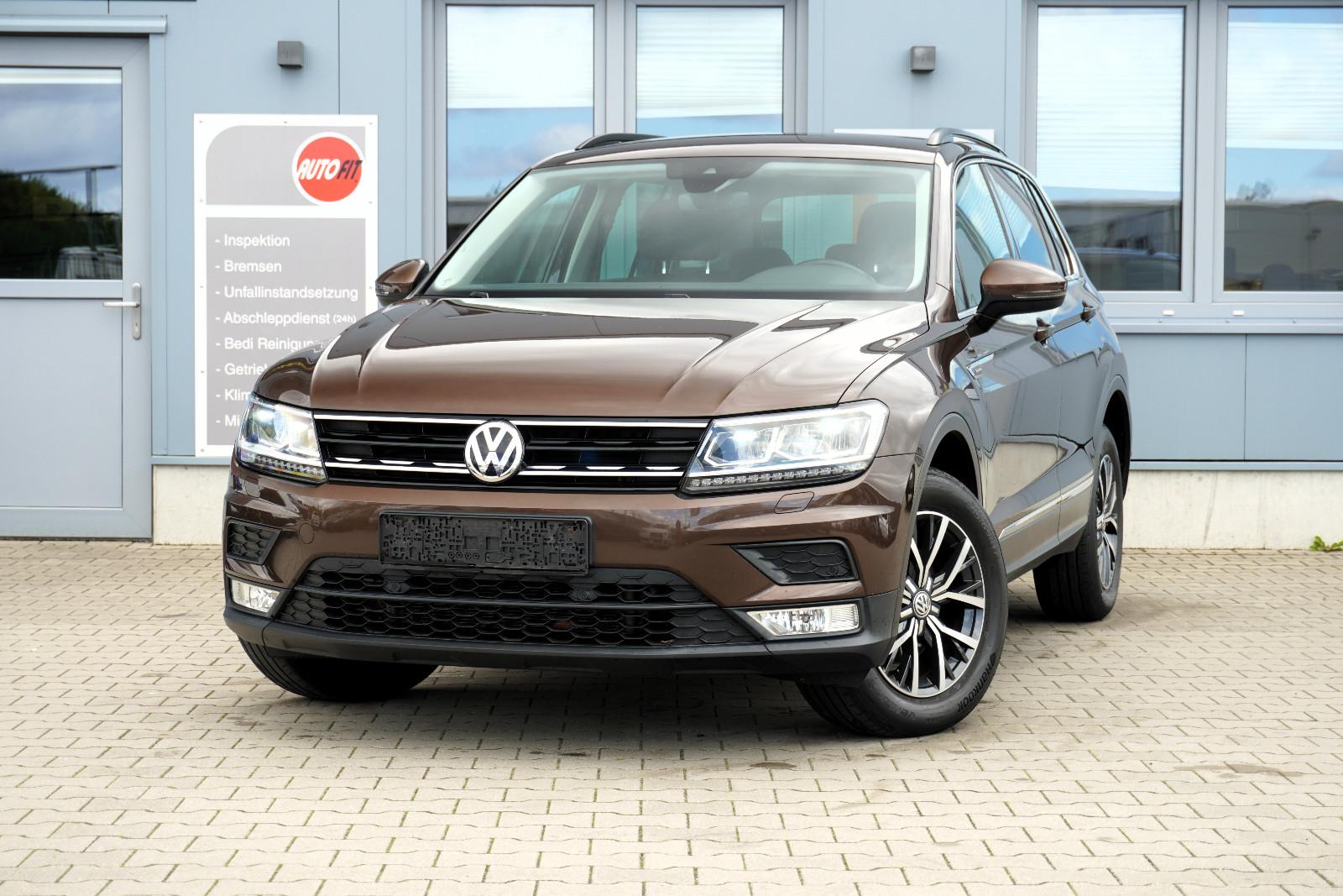 Volkswagen Tiguan Comfortline 4Motion*DSG*ACC*LED*AHK*Navi*