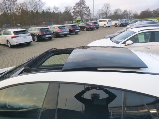 Fahrzeugabbildung Mercedes-Benz CLA 200 Shooting Brake >AMG/Night-Paket/LED/Navi