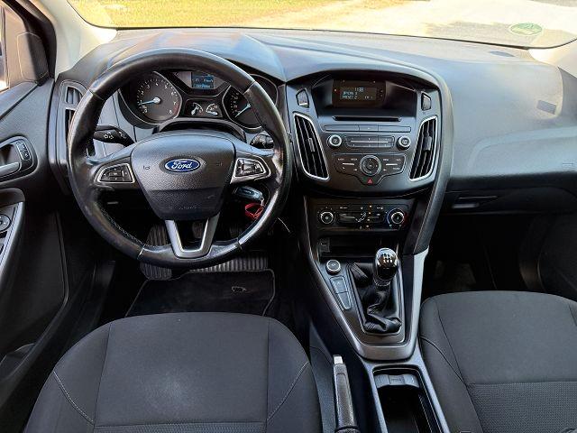 Ford Focus 2015 — photo 13