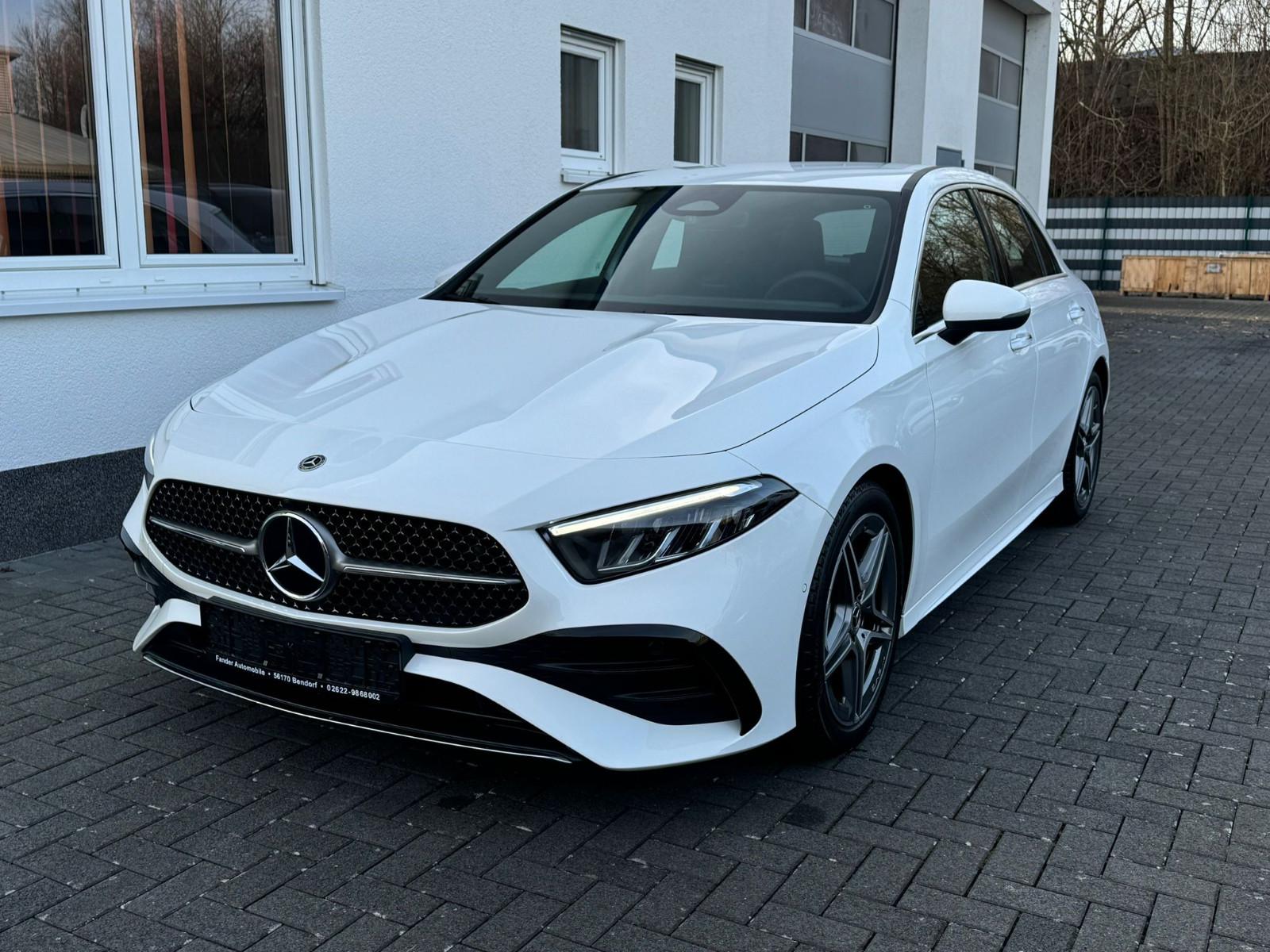 Mercedes-Benz A 180 AMG Line Kamera Mbux