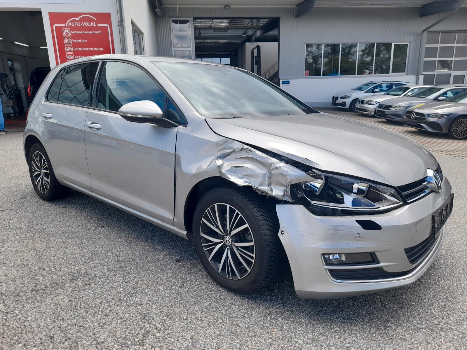 Volkswagen Golf 1.4 TSI ALLSTAR Lim. KAMERA/PDC/SHZG/ACC
