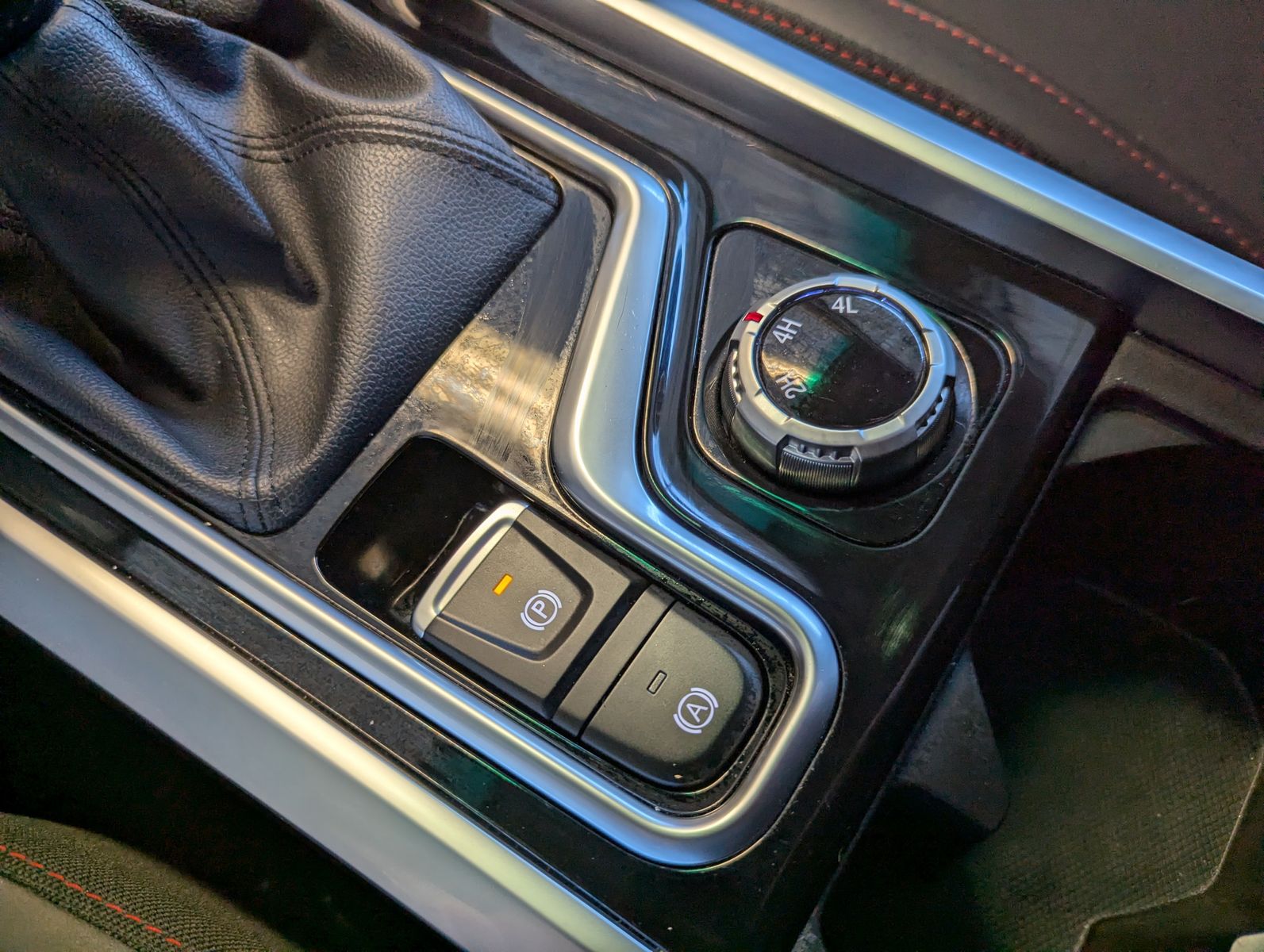 JAC 8 Pro 2,4 T Pick-Up 4WD Allrad 360° TEMP Leder - Image 20