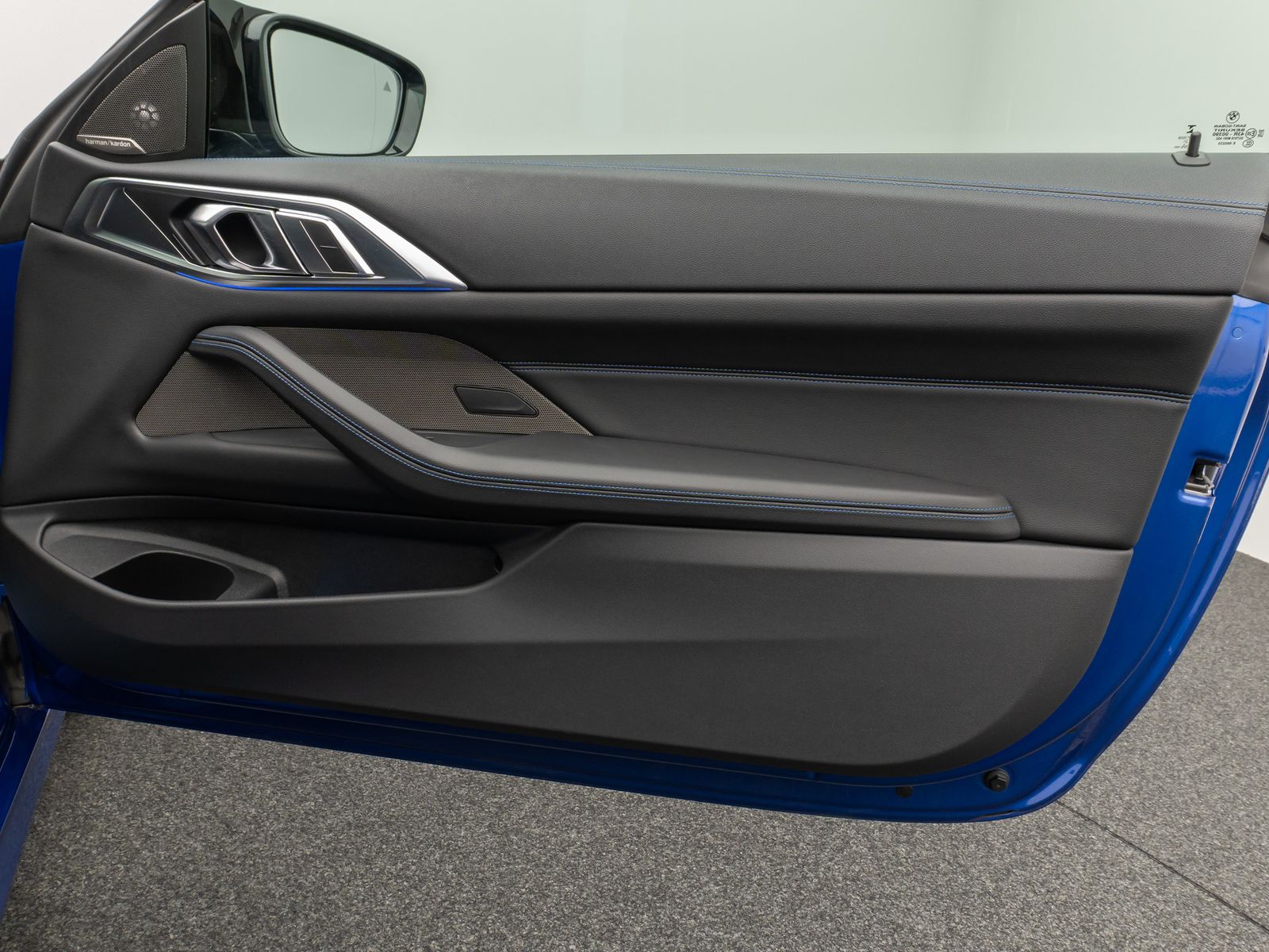 Fahrzeugabbildung BMW M440d xD Coupé 360°Glasdach HUD Laser DAB H/K