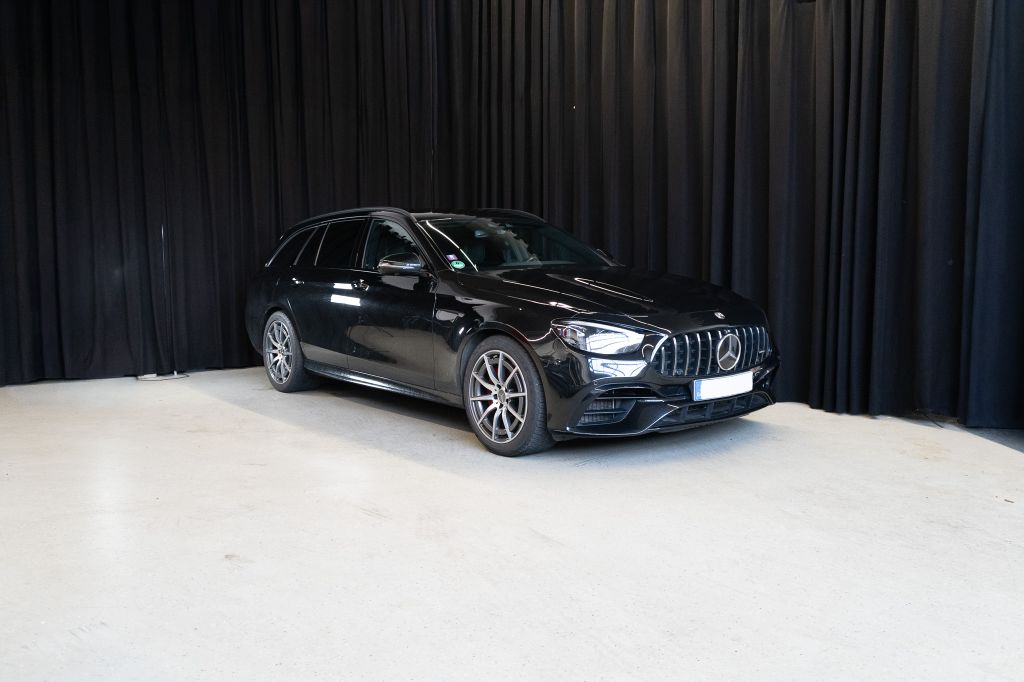 Mercedes-Benz E 63 AMG