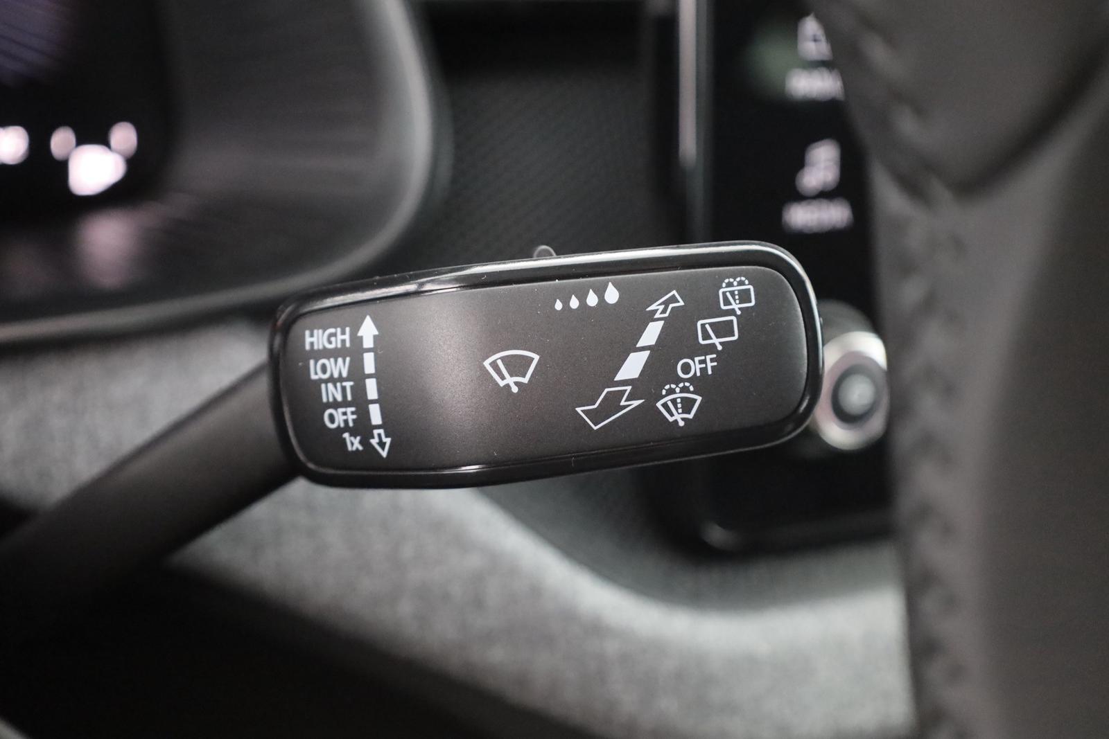 Skoda Kamiq 1.0 TSI DSG LED ACC Kamera AHK
