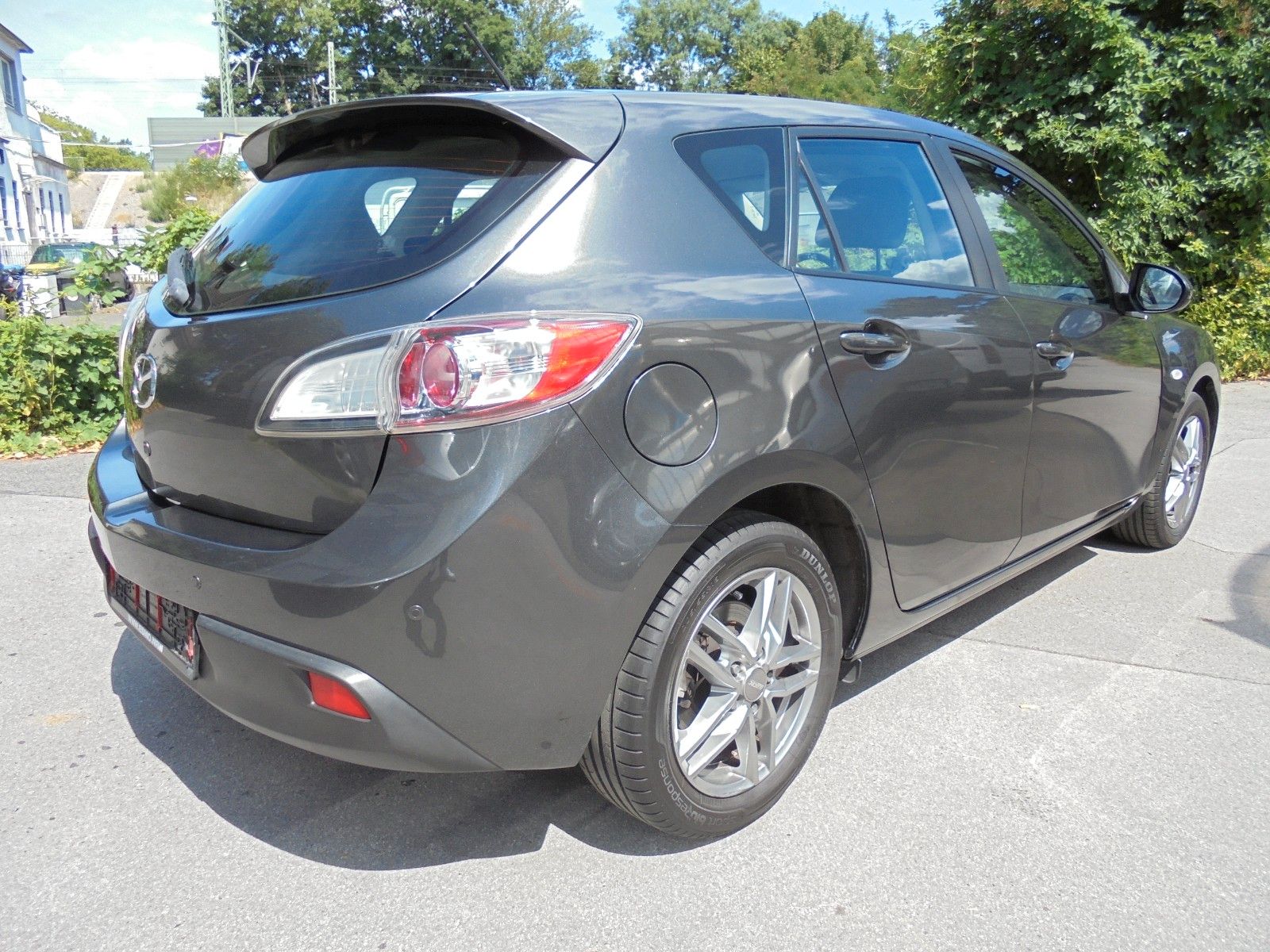 Fahrzeugabbildung Mazda 3 Lim. Exclusive-Line Automatik/Klima/Shz/PDC/