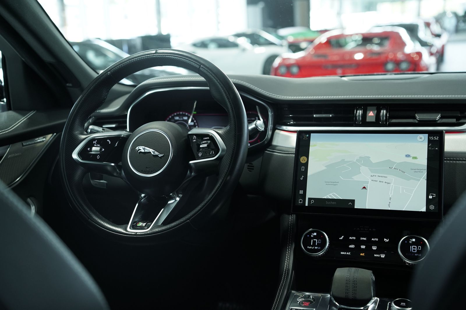Jaguar F Pace