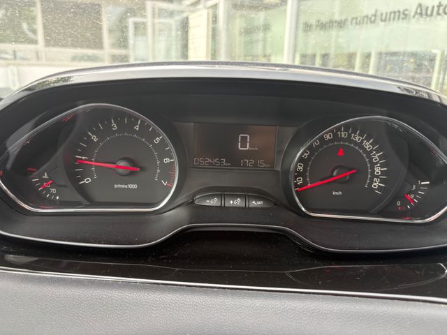 PEUGEOT 208 Active Wenig - Bild 5