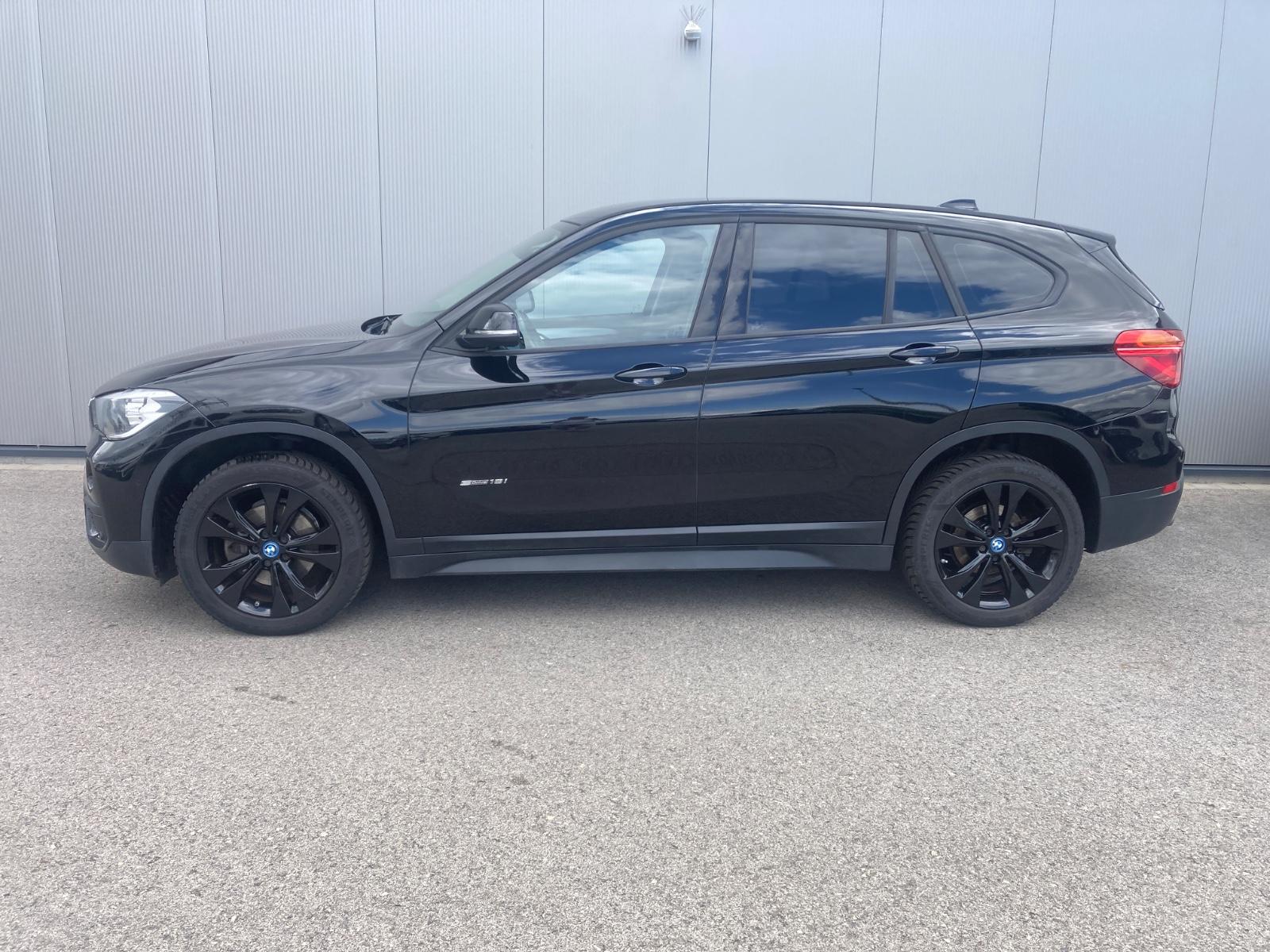 BMW X1 sDrive18i*Navi*18"Alu*Sitzh*PDC*Tempo