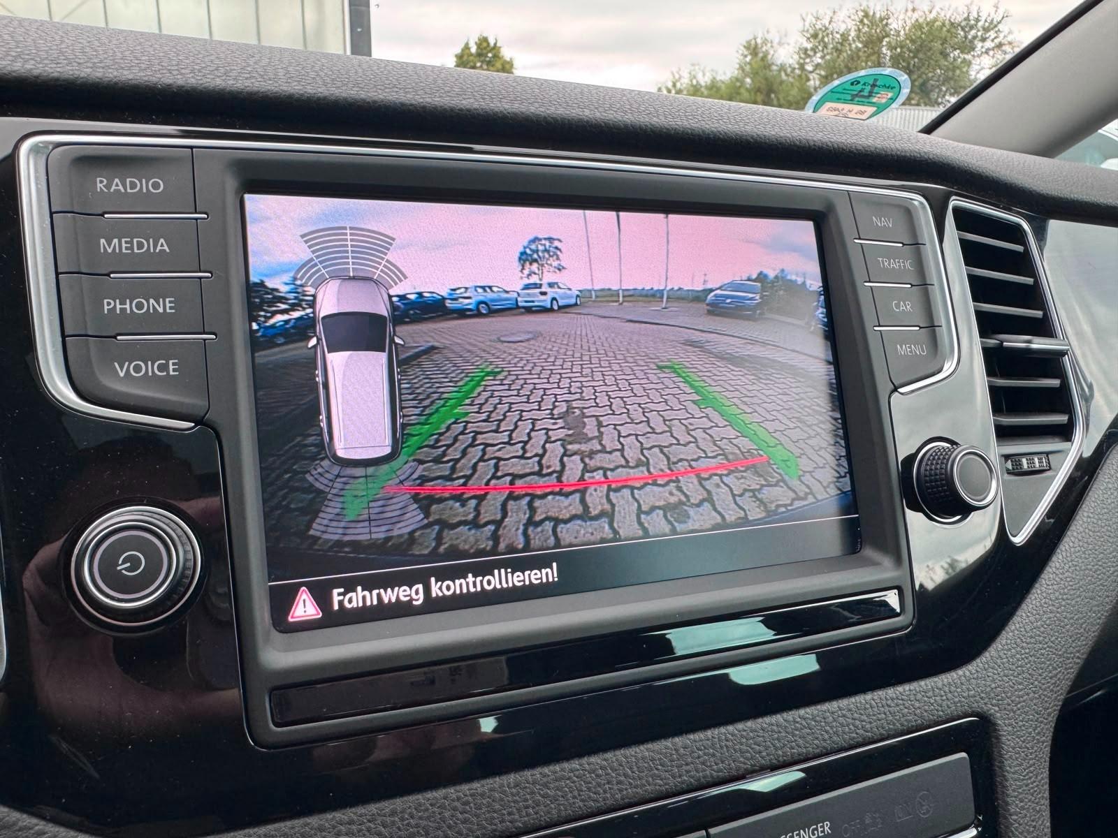Volkswagen Golf Sportsvan VII Highline Kamera, Pano, Navi