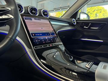 2025 Mercedes-BENZ C 180 — миниатюра 38
