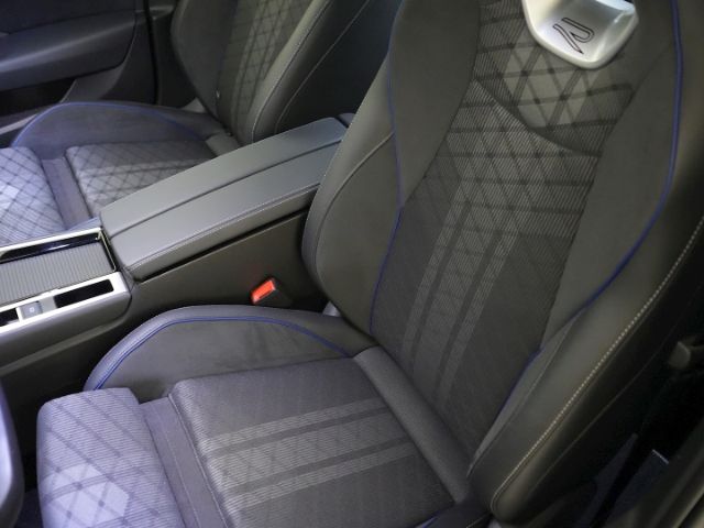 Passat Variant R-LINE TDI DSG 4MOTION+ANHÄNGERKU