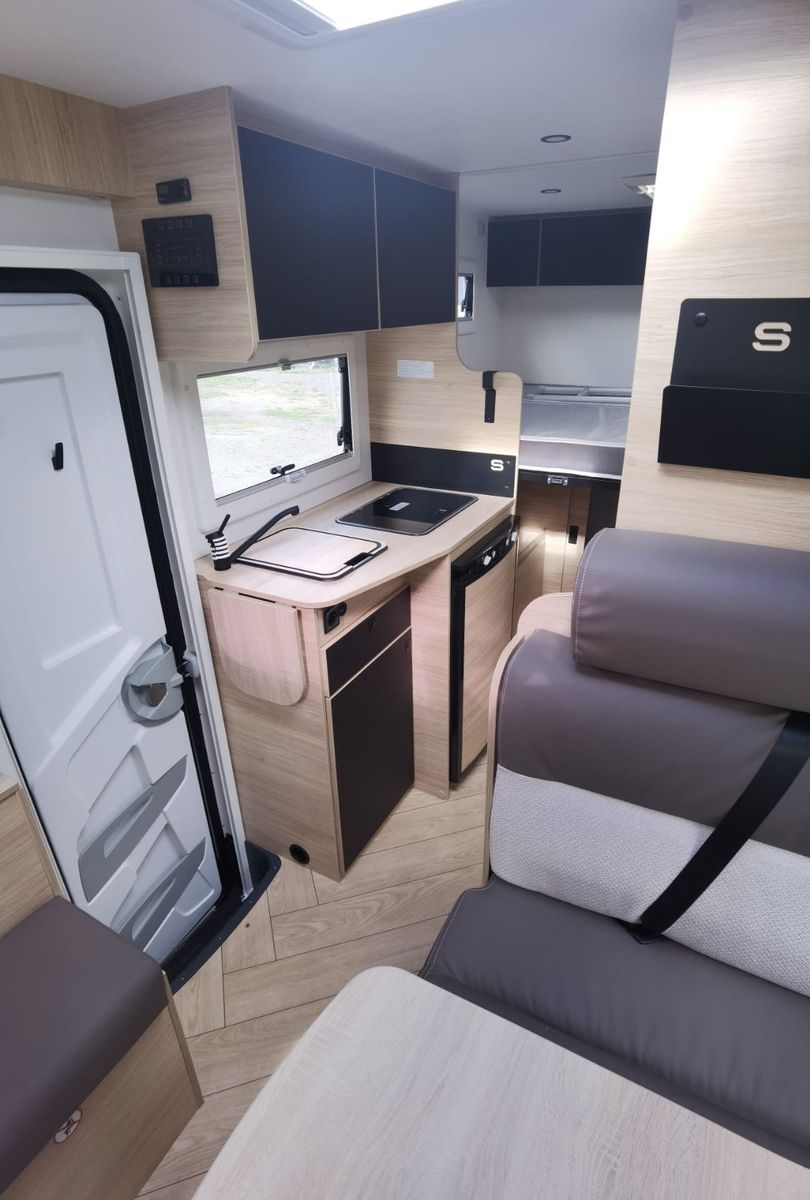 Fahrzeugabbildung Challenger S194 Sport Edition M26
