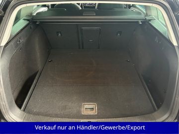 Volkswagen Golf - 8