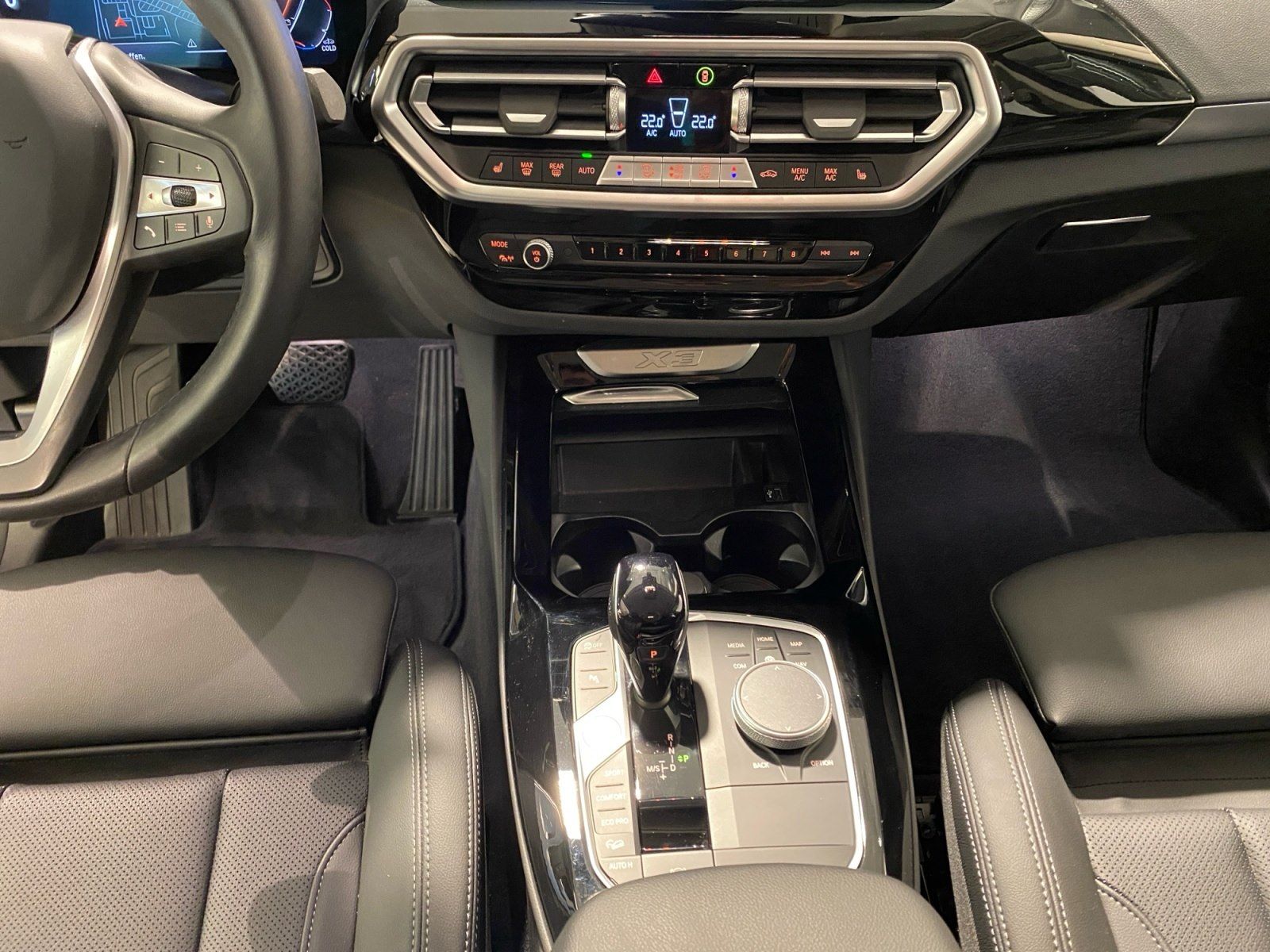 BMW X3 xDrive20d Navi Kamera Driv.Assist Sportsitze foto 9