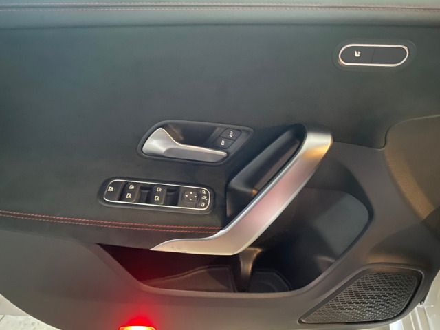 CLA 200 SB AMG Line AHK+PANO+LED