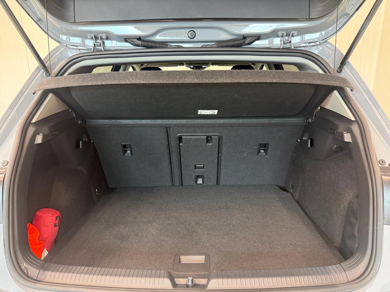 Volkswagen Golf VIII United 1.5 TSI LED RFK ACC, миниатюра 6
