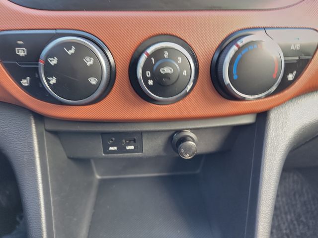 Hyundai i10 Klima Sitzheizung Lenkradheizung