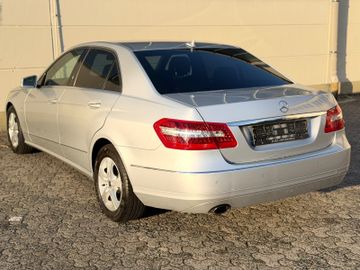 Mercedes E 250 - 5