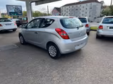 Hyundai i20 Classic Klima-E Fenster-ABS-ASR-Airbags - gebrauchte Hyundai i20 aus dem Jahr 2010