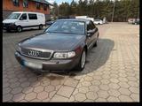Audi A8 d2 3,7L V8 - Audi A8 mit Benzin-Antrieb: Limousine, 3.7