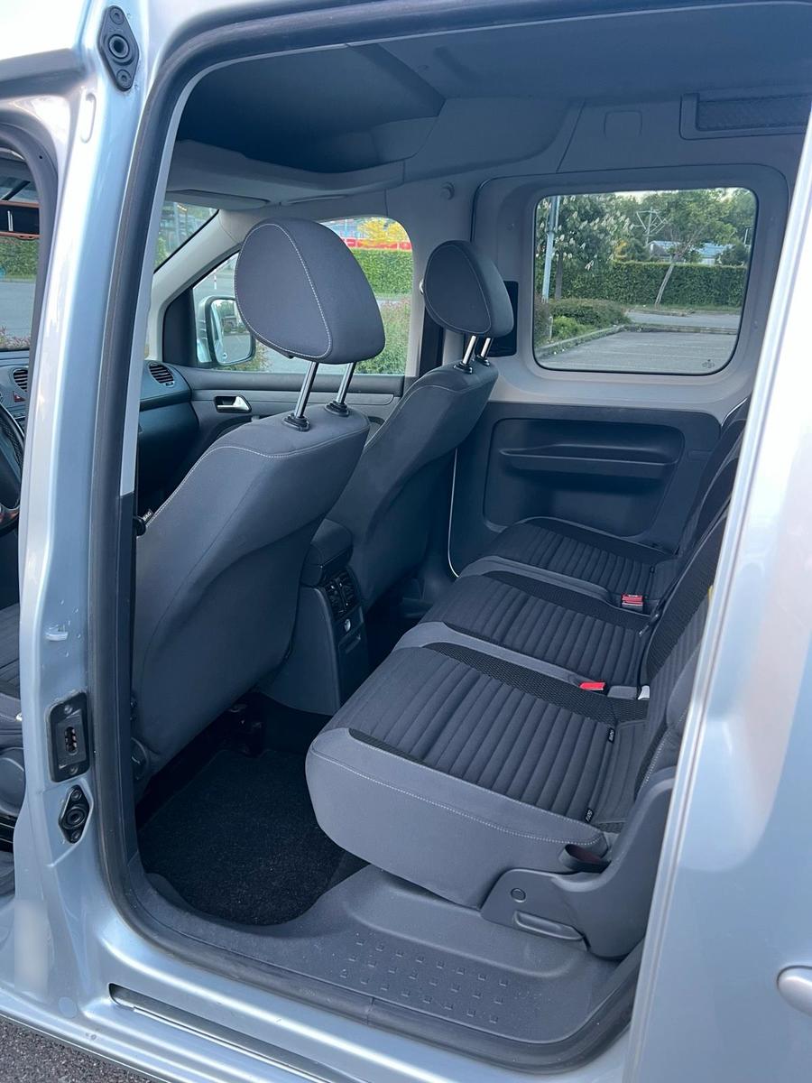 Volkswagen Caddy 2015 — engine