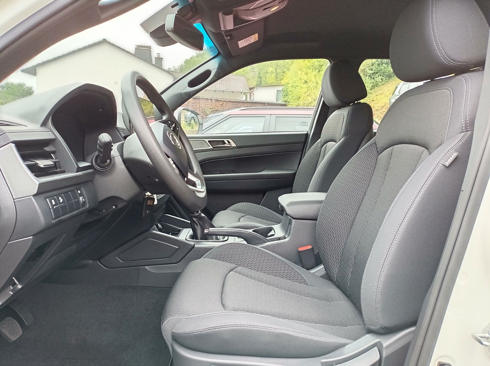 Fahrzeugabbildung KGM MUSSO GRAND CORE+ALLRAD+17ZOLL+R.KAMERA