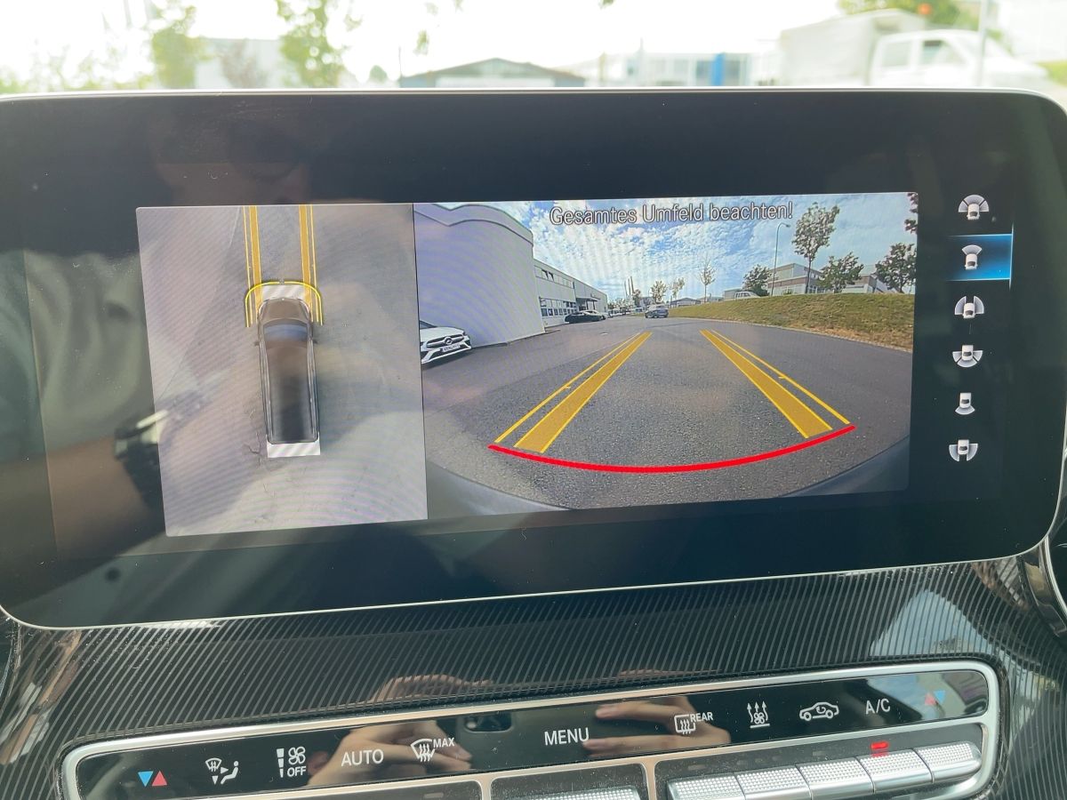 Fahrzeugabbildung Mercedes-Benz EQV 300 lang 360°/Totw./Navi/LED