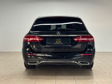 Mercedes E 220 - 7