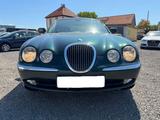 Jaguar S-Type 4.0 V8  1.Hand - Jaguar: Grün