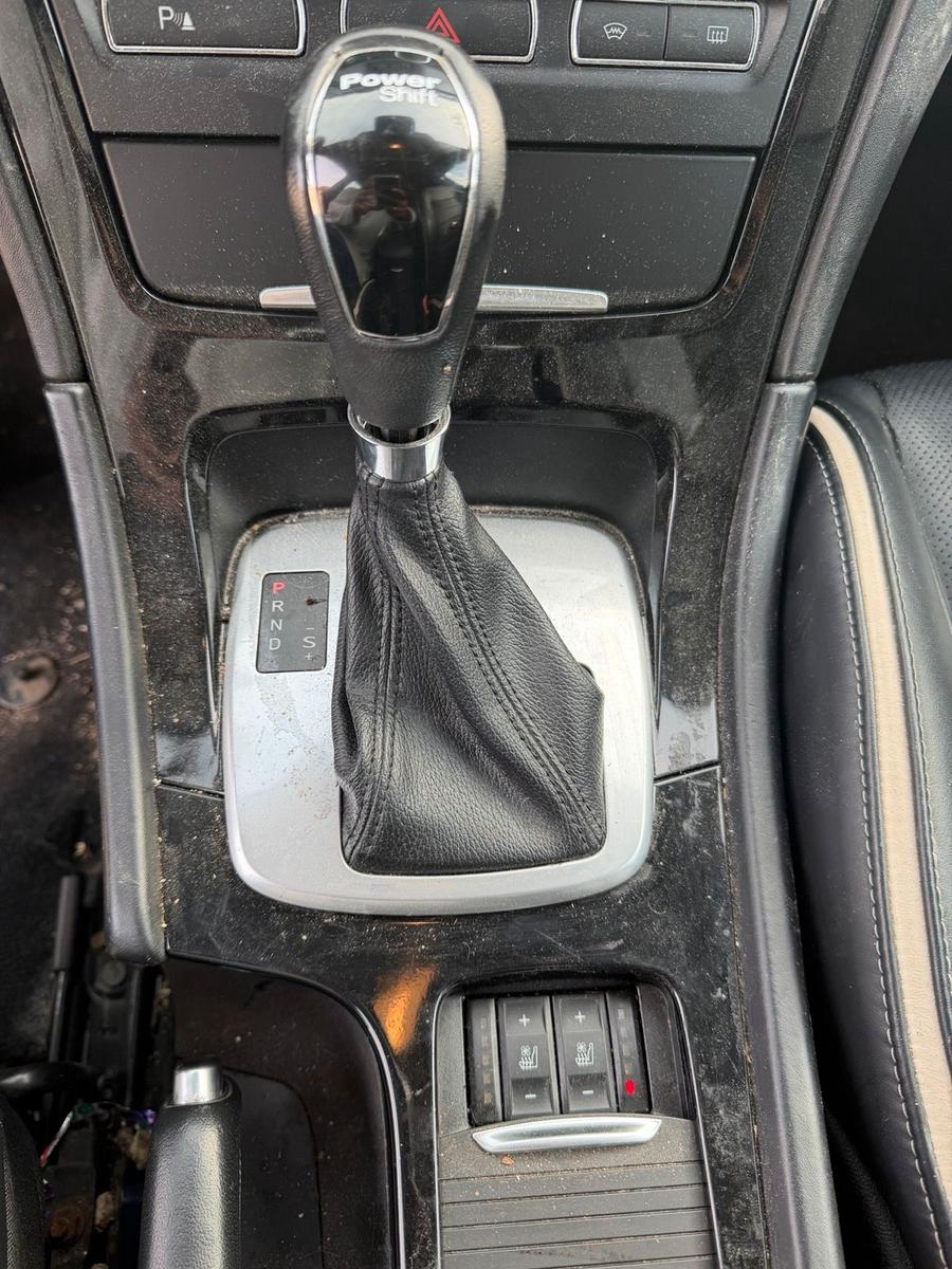 Ford Mondeo 2013 — photo 14