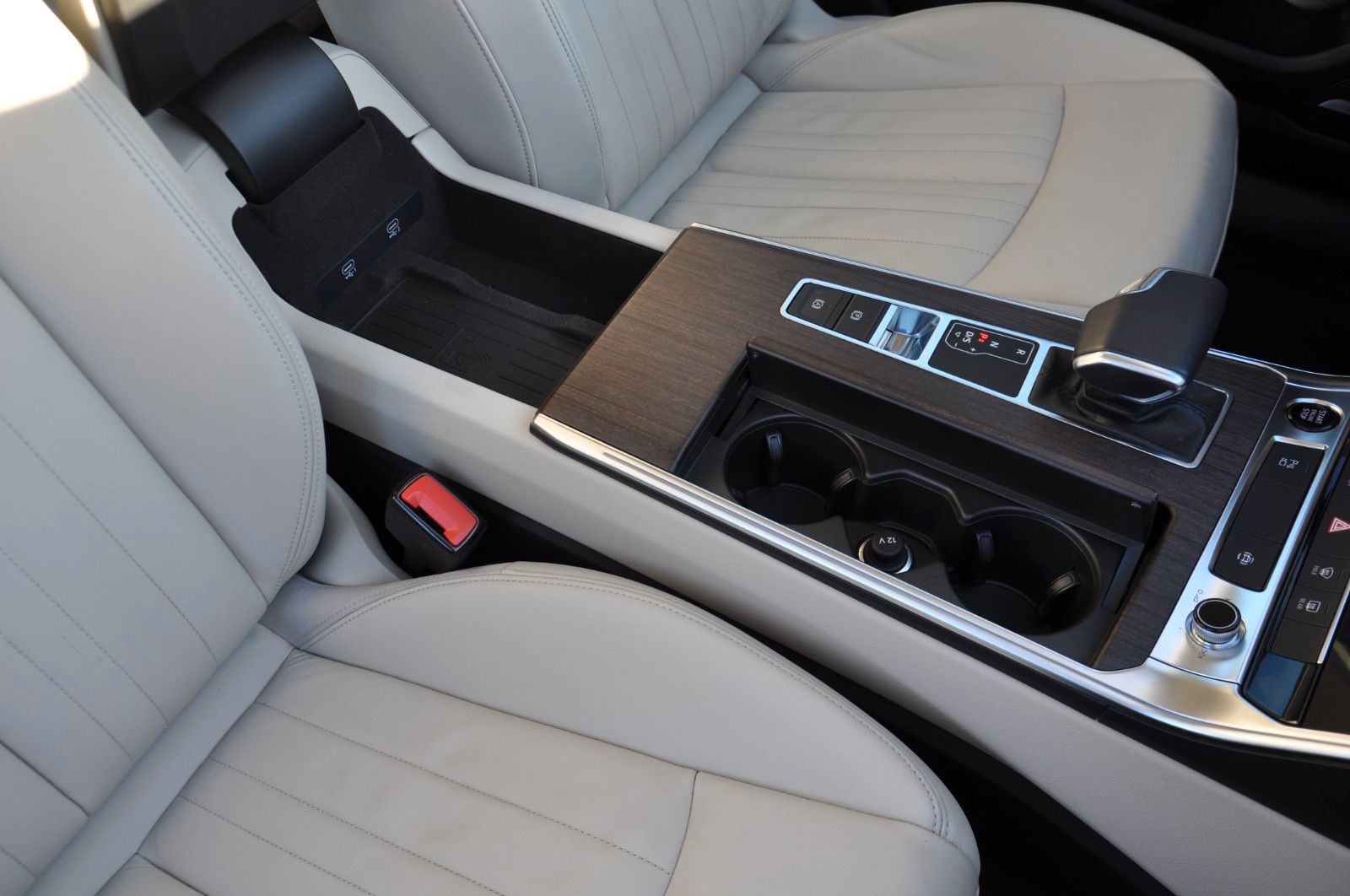 Audi A6 Avant 45 TFSI S line ACC-AHK-B&O-VIRTUAL-RKAM foto 37