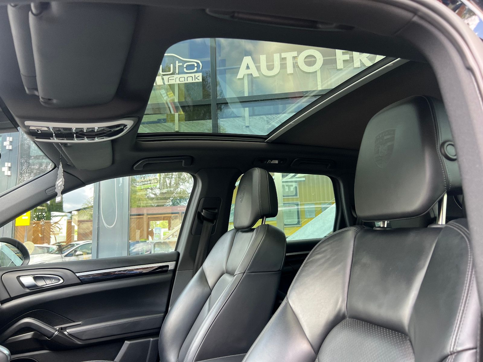 Fahrzeugabbildung Porsche Cayenne Sport Chrono Paket