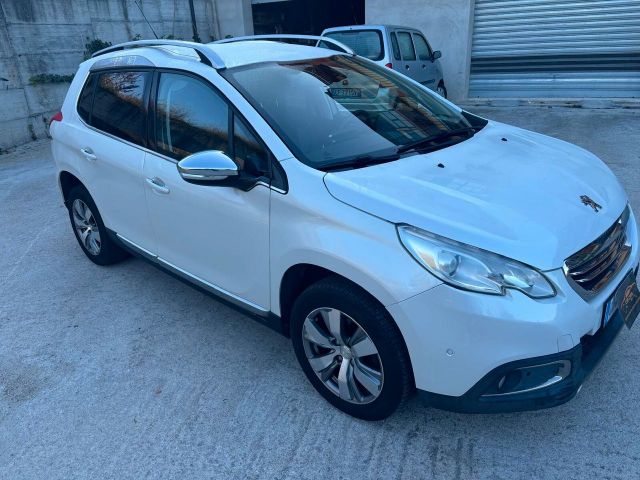 Peugeot 2008 BlueHDi 120 S&S Allure